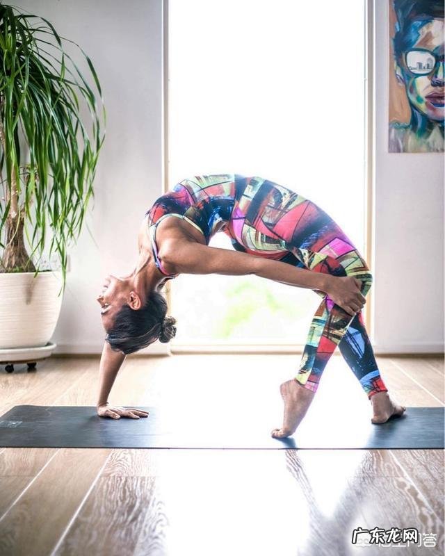 顺产后应该怎样减掉大肚腩、大粗腿?