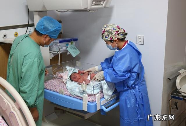 刚出生宝宝55厘米后来长得太慢-刚出生的婴儿长得过快