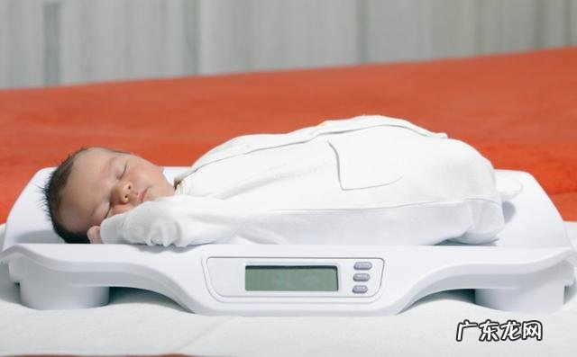 刚出生宝宝55厘米后来长得太慢-刚出生的婴儿长得过快