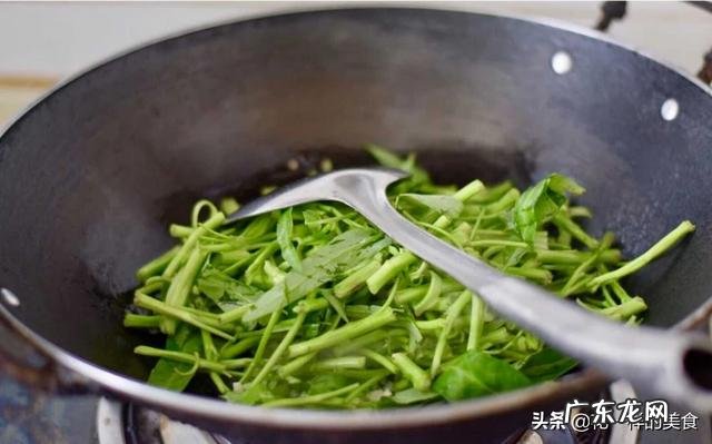 减肥期间可以吃跟肉一起炒的蔬菜吗?