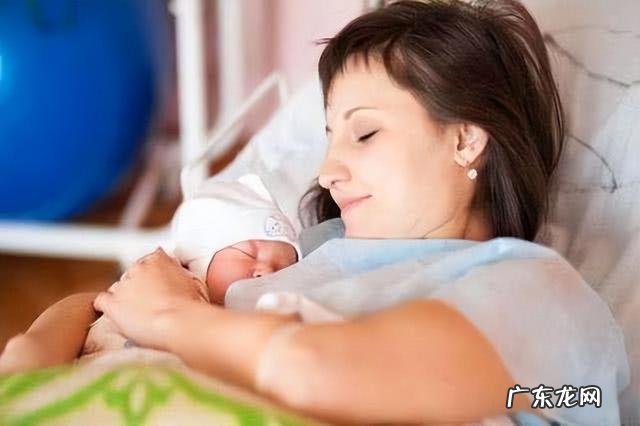 宝宝发育异常预警征象-婴儿发育异常怎么判断