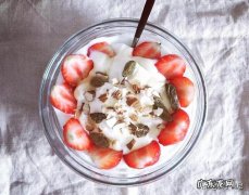 低脂酸奶，普通酸奶，无糖酸奶，减重人群的酸奶要如何选？