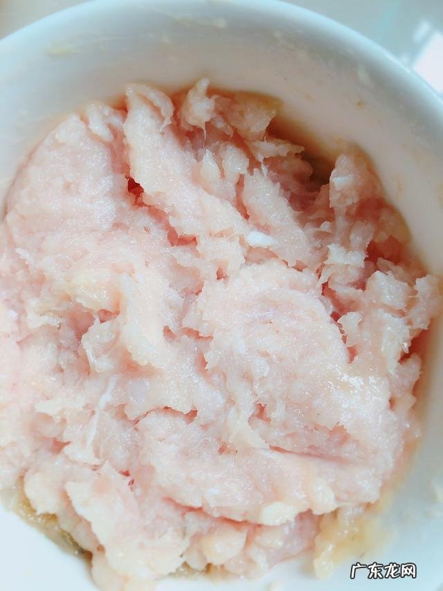 猪肉虾泥西蓝花丸子怎么做？