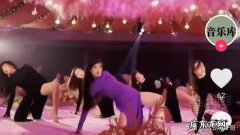 2019最火的伴娘舞蹈 紫色伴娘领衔的舞蹈，突然火遍了头条。看过之后，你有哪些感想？