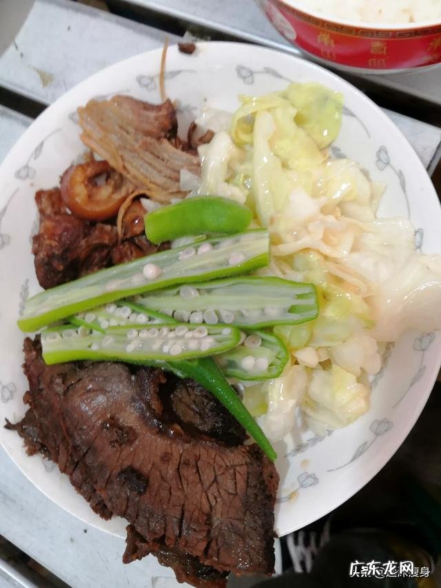 每天跳2000下绳,摇十分钟呼啦圈能瘦吗?