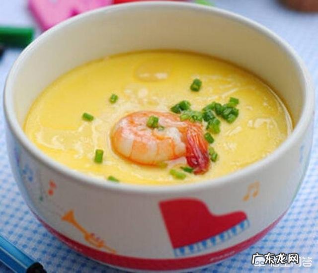 小孩一岁四个月了，该给孩子吃什么饭？