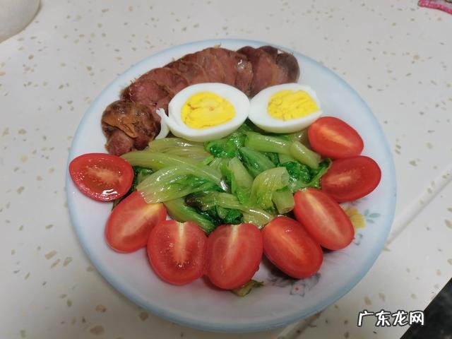 减肥套餐:早上吃鸡蛋,中午吃牛肉,晚上吃黄瓜真的管用吗?