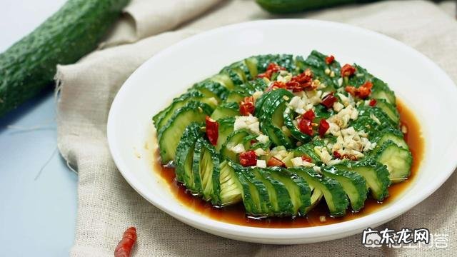 早餐吃黄瓜的好处和坏处 坚持吃一个月黄瓜对身体有哪些好处?