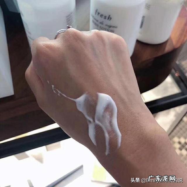 传奇今生唇膏里有铅吗 传奇今生唇膏可以改善唇纹吗？