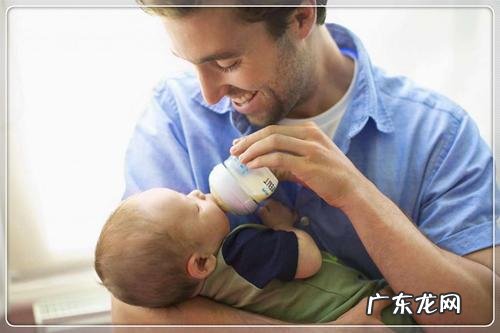 给新生婴儿喂奶要注意什么-婴儿喂奶前注意事项