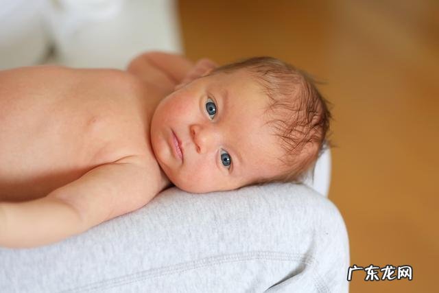 朱珠孩子出生-朱珠孩子相貌平平