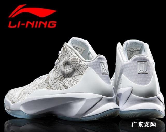 学生x想打篮球，身高182体重45打什么位置，求推荐一款球鞋