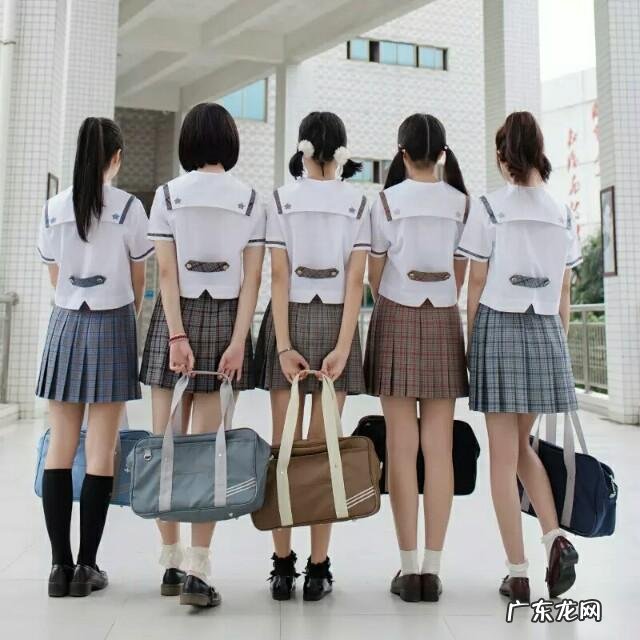 穿长筒袜和裤袜各对身体有哪些好处？