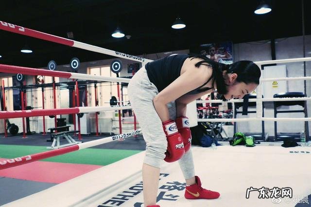 为什么明星怀孕期间都不显胖,生完孩子后又很快恢复了呢?