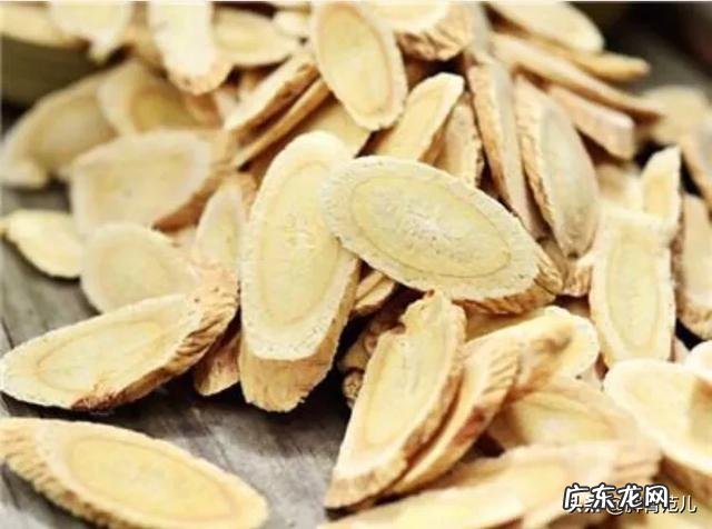 大黄黄芪和白芍一起泡水的功效 柴胡、黄芪和白芍一起泡水喝,对身体有什么好处?为什么?