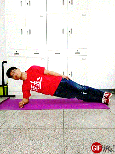 如何搞定腹部两侧小赘肉?