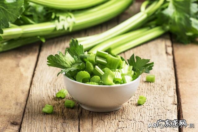 黄瓜与西红柿一起炒有没有坏处?