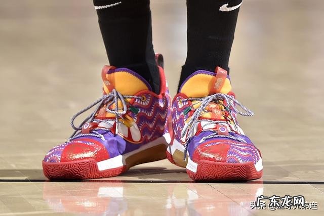 有什么好点的篮球鞋,价格在三到四百多之间?