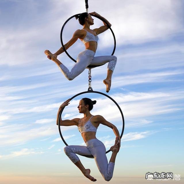 刚刚顺产完,怎样在月子里甩掉大肚腩和大粗腿?