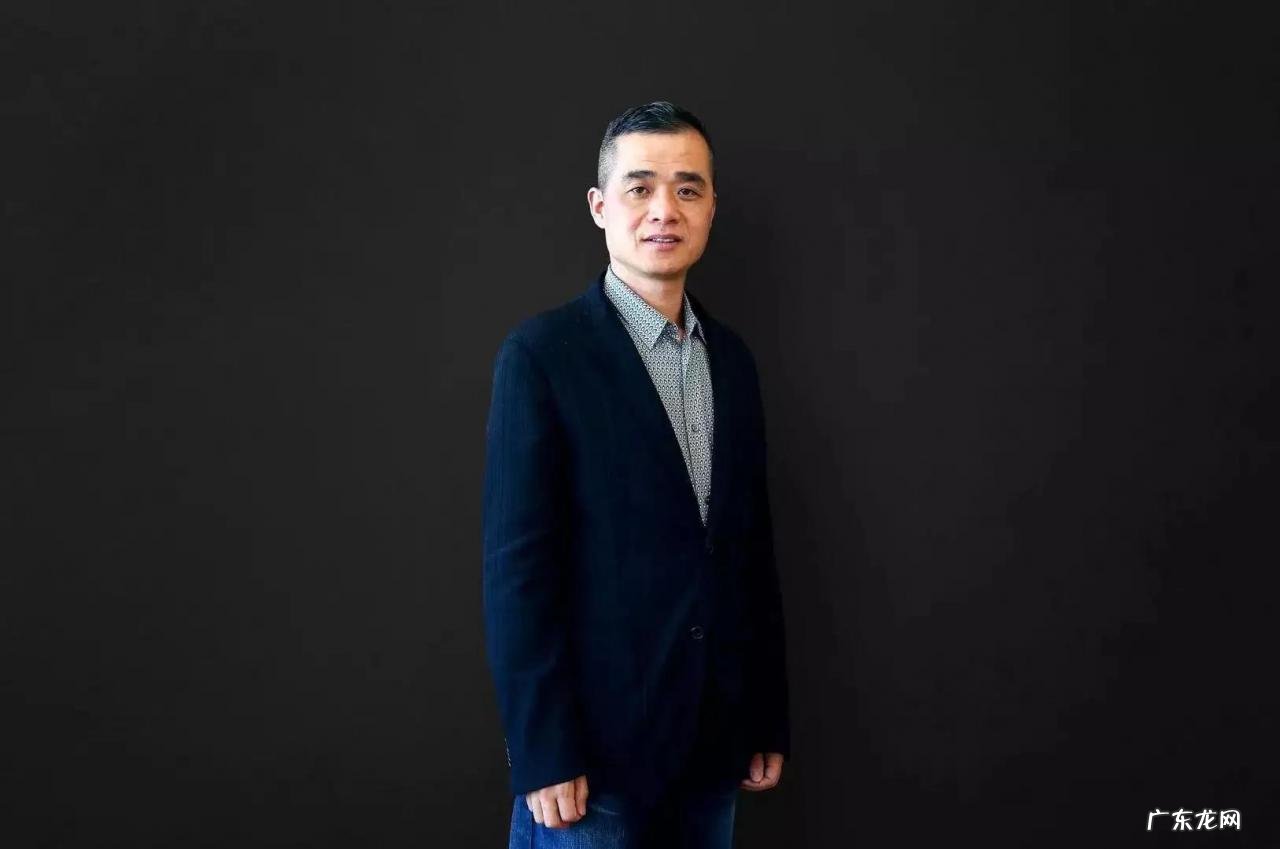 张轩松是哪里人？哪一年出生的？