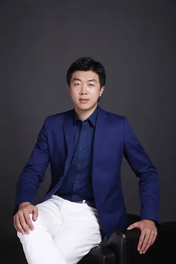 杨歌是谁?是干嘛的?