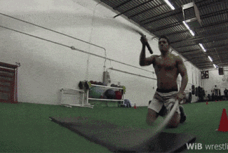 减脂用哪一种跳绳 每天减脂跳绳,哪双鞋合适?