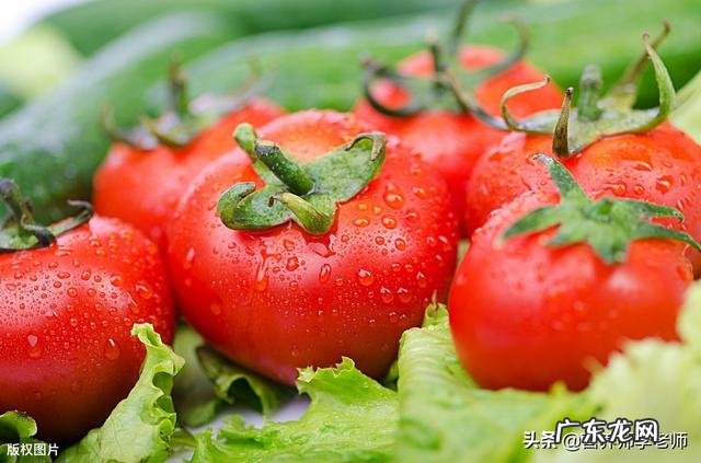 香蕉蜜桃鲜奶的做法是怎样的？