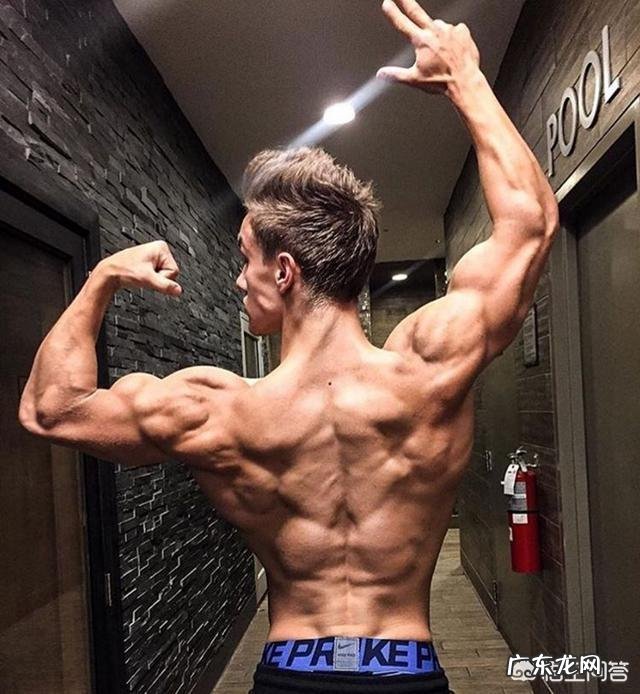 为什么运动一段时间体重会增长,不运动反而下降,吃的没有变化?