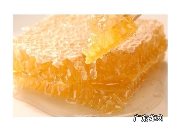 喝蜂蜜水有什么功效?功效明显吗?