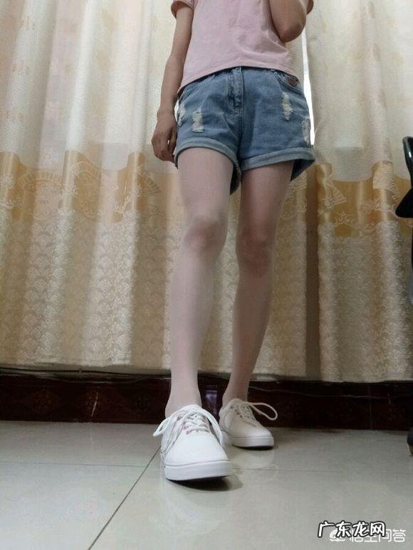 夏天穿热裤配短丝袜好不好看?