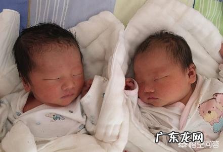 宝宝出生的diyi天,你会在朋友圈发什么呢