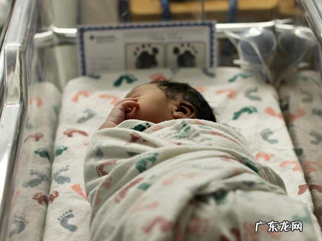 新生儿体温升一度呼吸如何变化-婴儿体温高呼吸短促