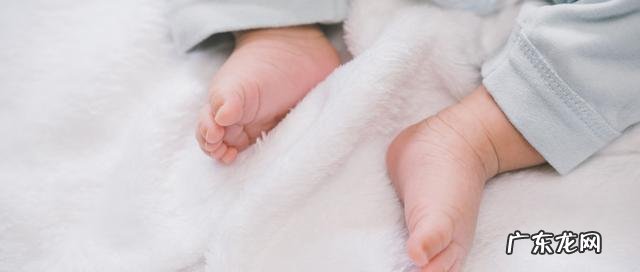 新生儿常见的生理现象-新生儿的14种生理现象