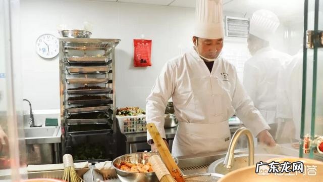 正在减肥的人，午餐时哪些东西最好不要碰？