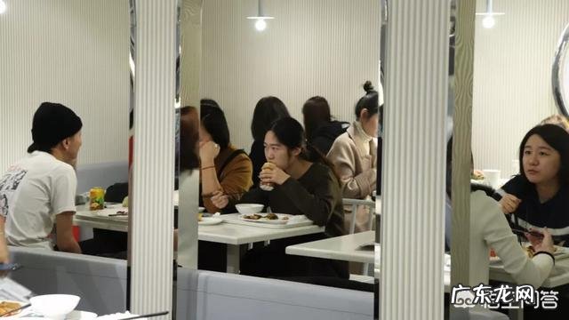 正在减肥的人，午餐时哪些东西最好不要碰？