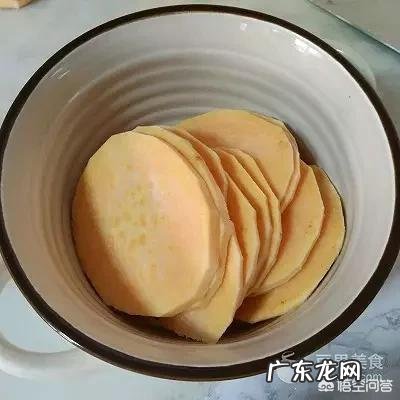 地瓜干蒸熟了有什么功效 现在提倡养生，地瓜梗晒干有什么妙用？