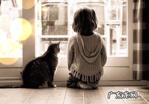 孩子手机成瘾的原因及对策 孩子玩手机上瘾