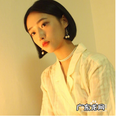 最简单好看的围巾织法 今年最流行的围巾织法