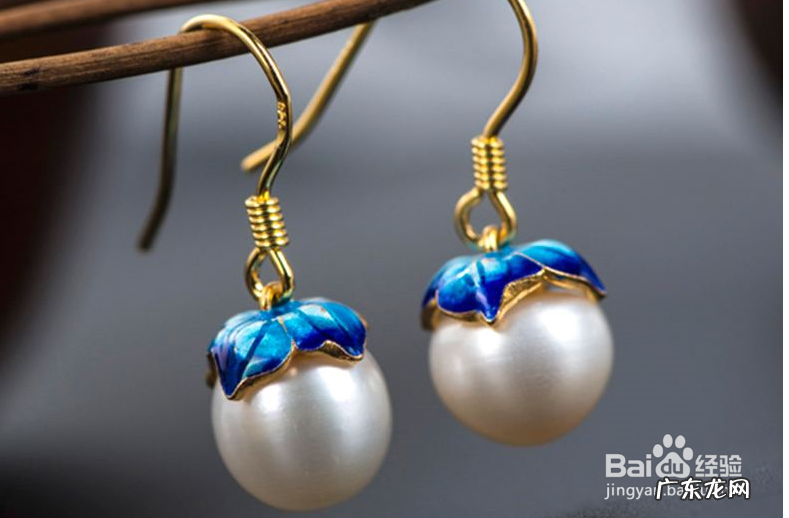 最简单好看的围巾织法 今年最流行的围巾织法