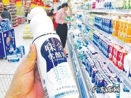 伊利鲜牛奶和纯牛奶 伊利鲜牛奶和纯牛奶的味道区别?