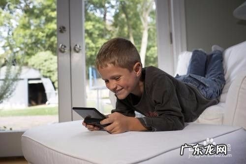 一天能赚100元的游戏 如何在家用手机赚钱