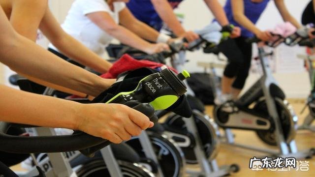 跑步机和动感单车买哪个好？