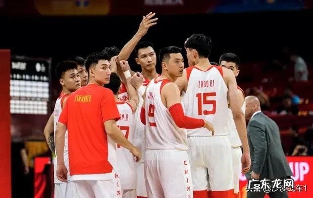 姚明队友 周琦单挑海耶斯能赢吗?