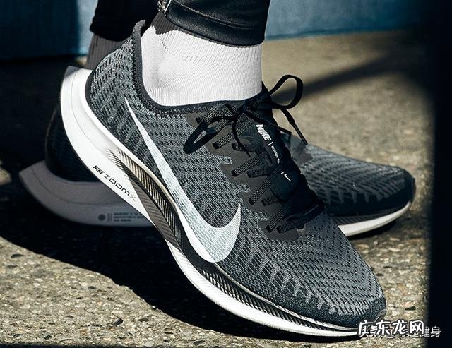 170cm，70kg体重，适合穿哪个系列的跑步鞋？