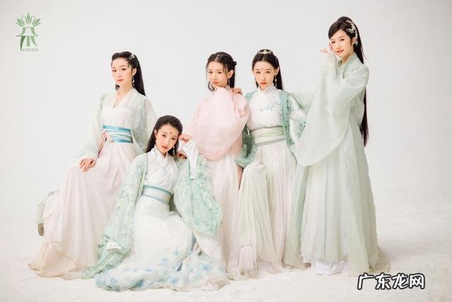 导致七朵组合无法走红的缺陷是什么?