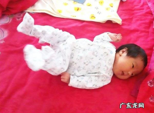 新生儿这28个异常表现都是正常的-新生儿6种看似异常表现