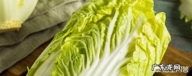 吃白菜会胖吗?我每天只吃白菜蘸点酱吃。白菜是清水煮的?