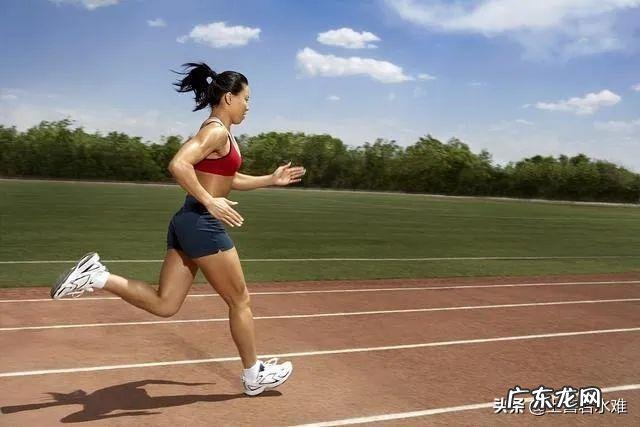 长距离游泳可以起到锻炼身体和瘦身的效果吗