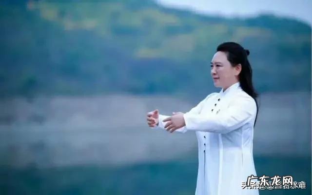 长距离游泳可以起到锻炼身体和瘦身的效果吗