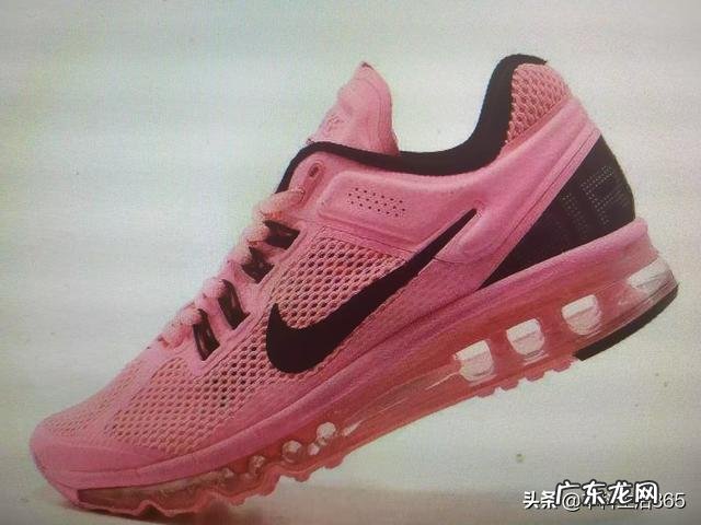 天气暖和了想跑步,30岁女穿哪些品牌的运动服有质感上档次?